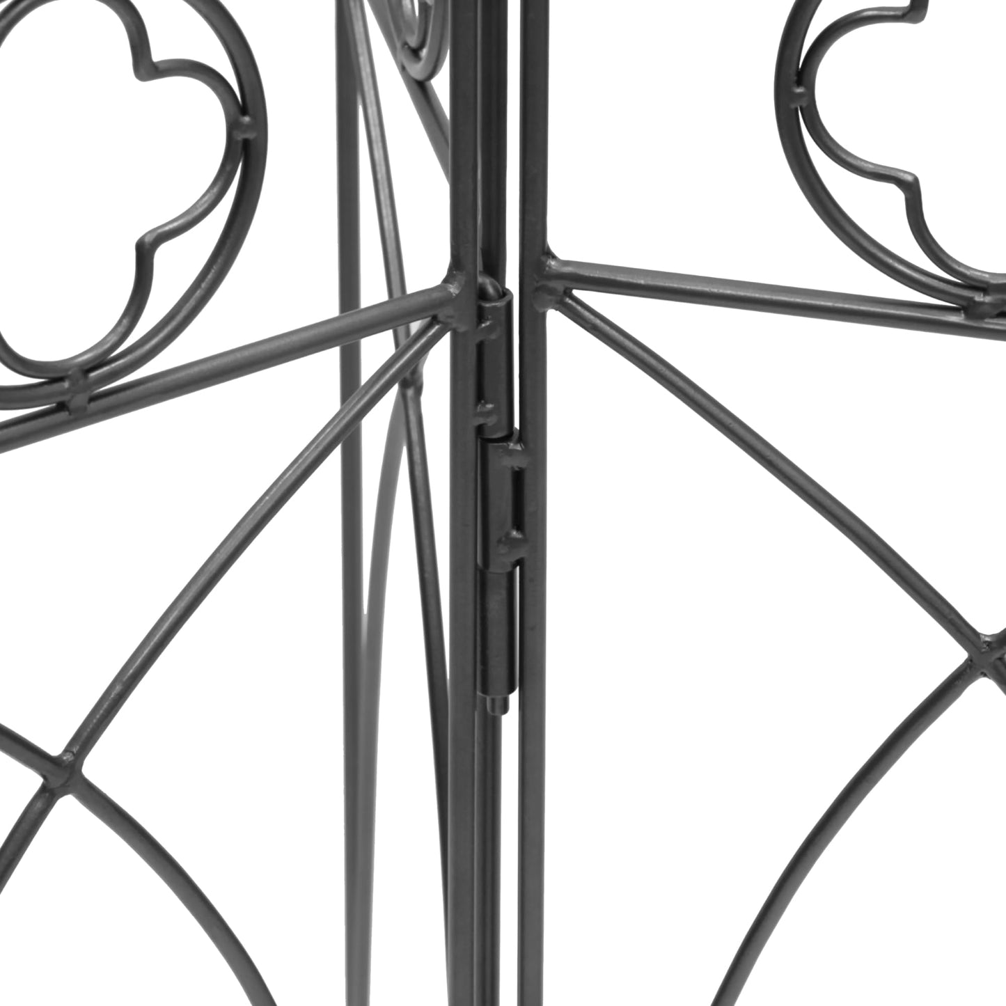 Quatrefoil Trellis