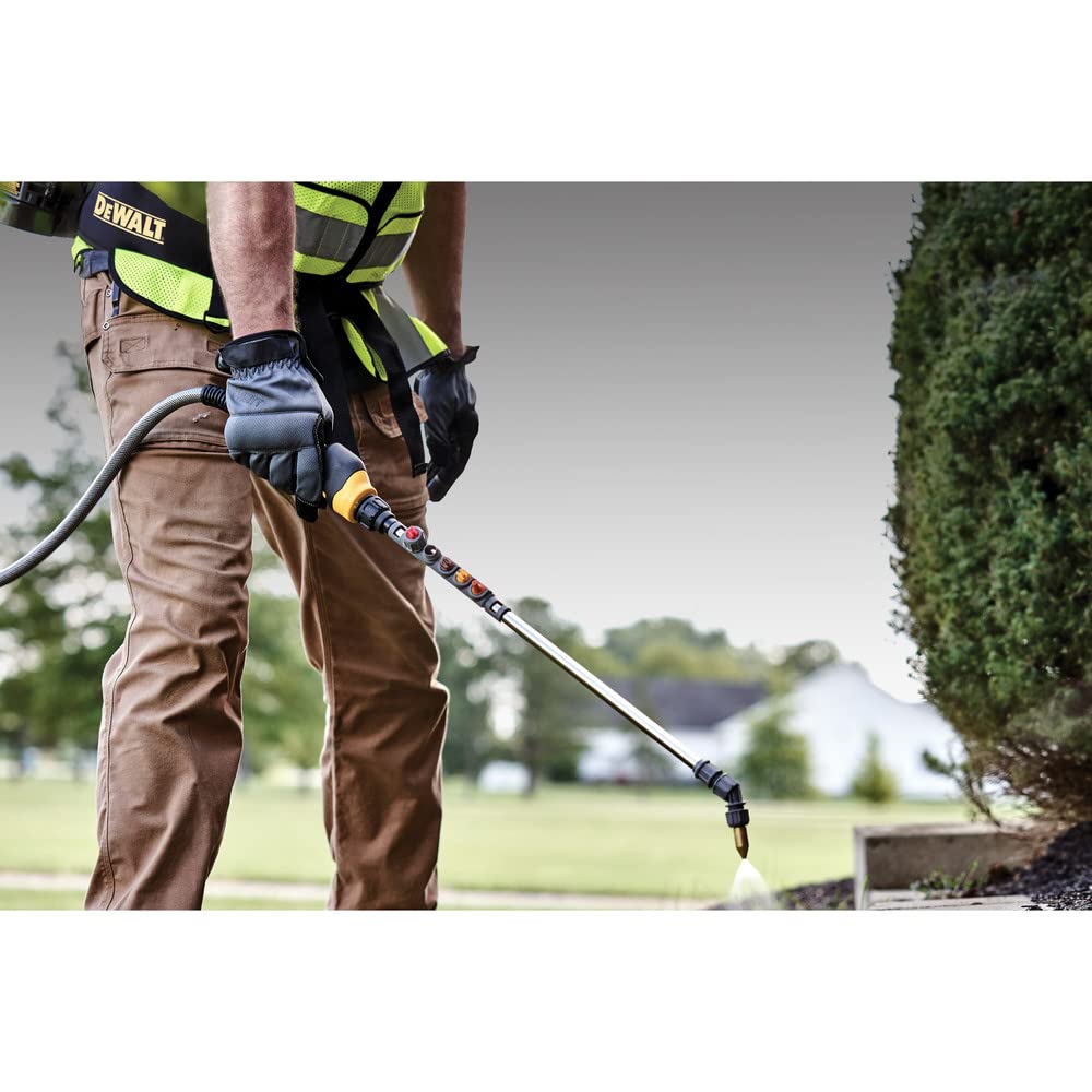 Dewalt 190681 20V MAX 4 gal. Lithium-ion Cordless Backpack Sprayer Kit (2 Ah)