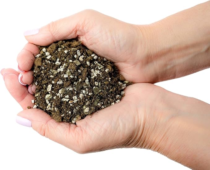 Gardenera Moisture Control Potting Mix - Perfect for Indoor and Outdoor Container Gardening! - 20 Quart