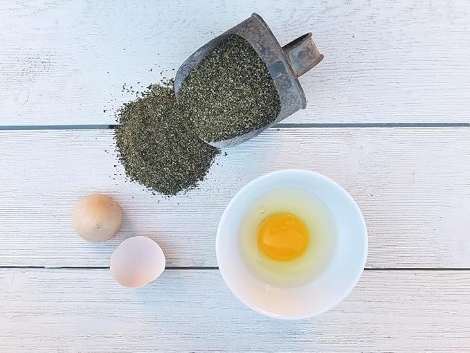 FRESH EGGS DAILY Organic Coop Kelp Feed Supplement Vitamins for Backyard Chickens and Ducks 20 oz