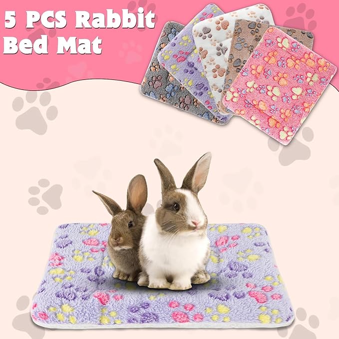 YUEPET 5 Pack Warm Guinea Pig Bed Pads Soft Guinea Pig Sleeping Mats Washable Small Animal Bedding Cage Liners for Indoor Bunny Hamster Squirrel Hedgehog Chinchilla Ferret Paw Pattern（20.5''*13.4''）