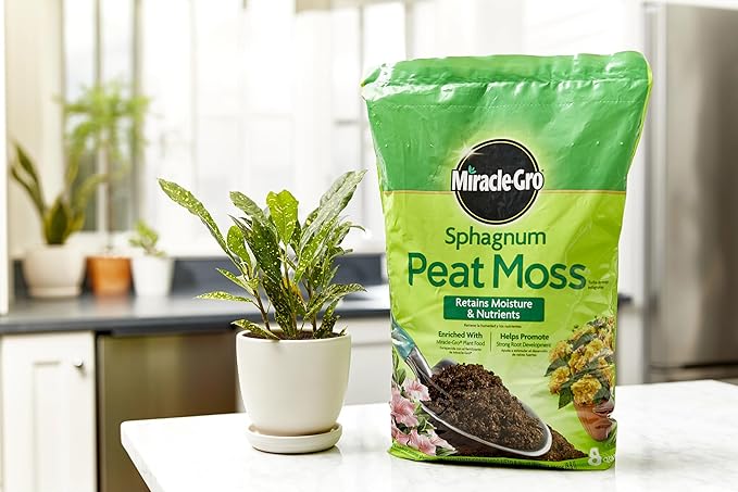 Miracle-Gro Sphagnum Peat Moss, Enriched with Plant Food, Add to Potting Mixes and Native Soil, 8 qt., 3-Pack