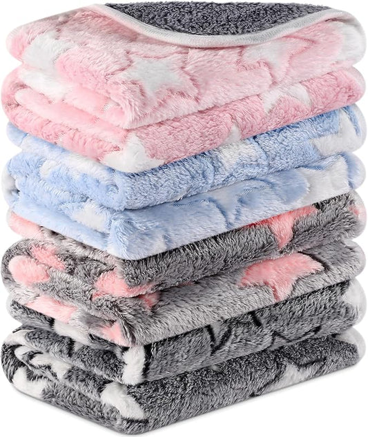 Reginary 4 Pcs Waterproof Guinea Pig Blankets Washable Small Animal Fleece Bedding Absorbent Guinea Pig Cage Liners Reusable Pet Pee Pad Sleep Mat for Hamster Ferret(Cute Star Pattern,24 x 16 Inch)
