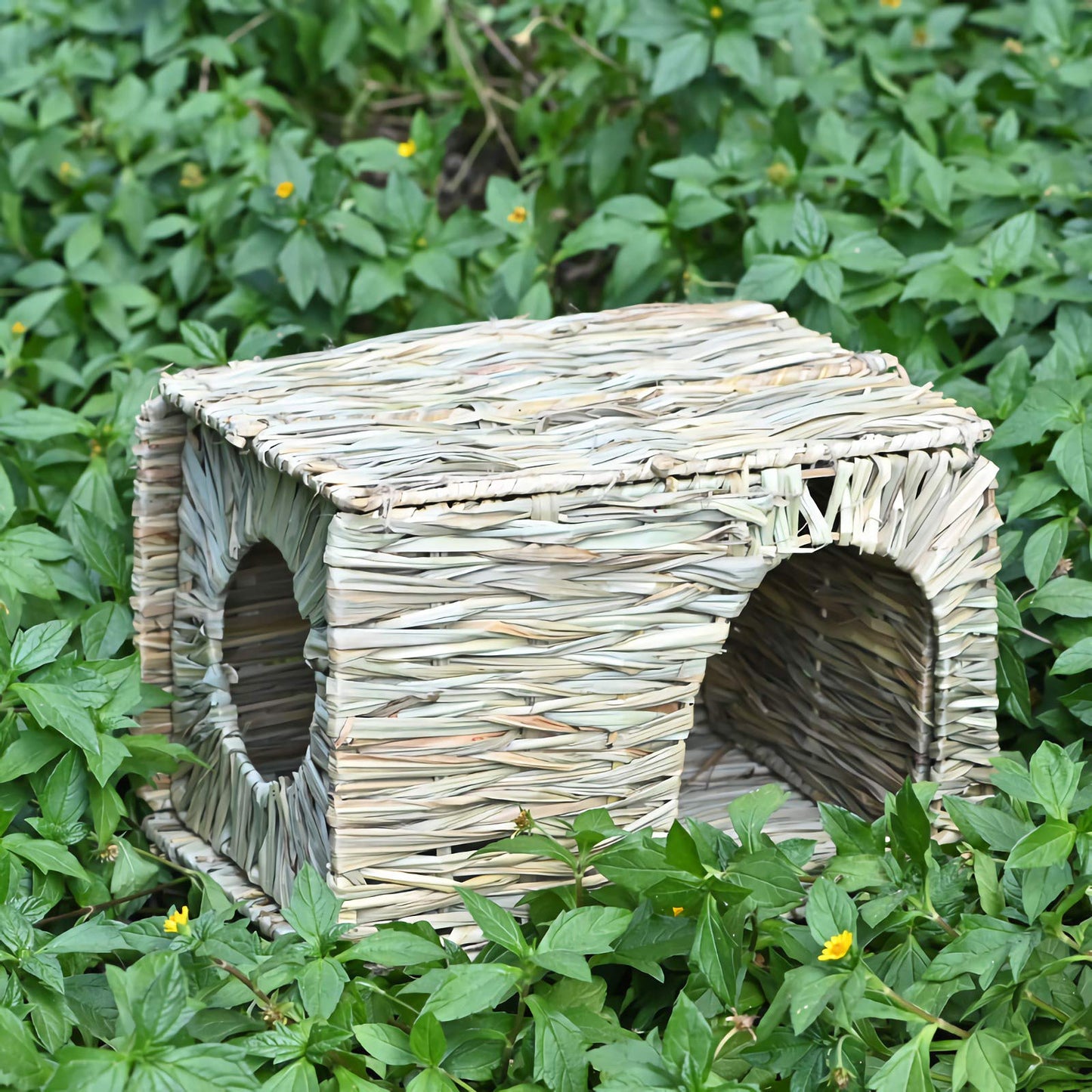 WUWEOT 2 Pack Large Grass Bunny House, Foldable Rabbit Hut, Play Hideaway Bed Hay Mat Chew Toy for Rabbit, Guinea Pigs, Gerbils, Hamster and Small Animals, 11"x8"x8"