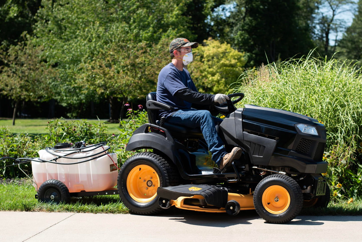 Agri-Fab 45-0616 Tow-Behind Sprayer with Boom and Spray Wand 25 - Gallon Capacity, 1.6 GPM, 100 PSI Pump