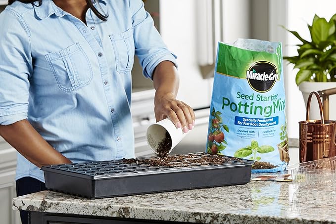 Miracle-Gro Seed Starting Potting Mix, 8 qt.