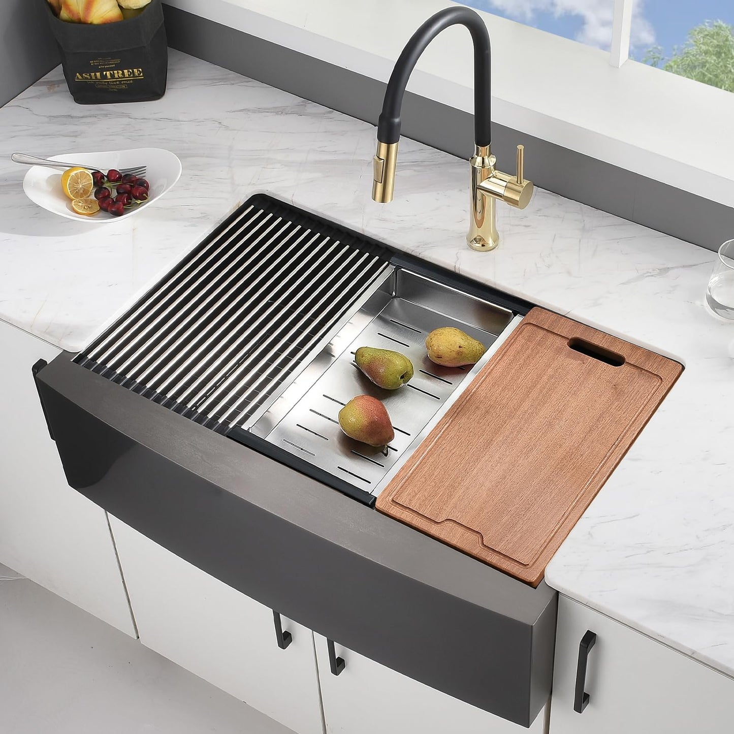 Kitead 33x22 Double Bowl Farmhouse Sink Workstation - 33 Inch Black Stainless Steel Kitchen Sink Double Bowl, Undermount Farmhouse Kitchen Sinks with Accessories