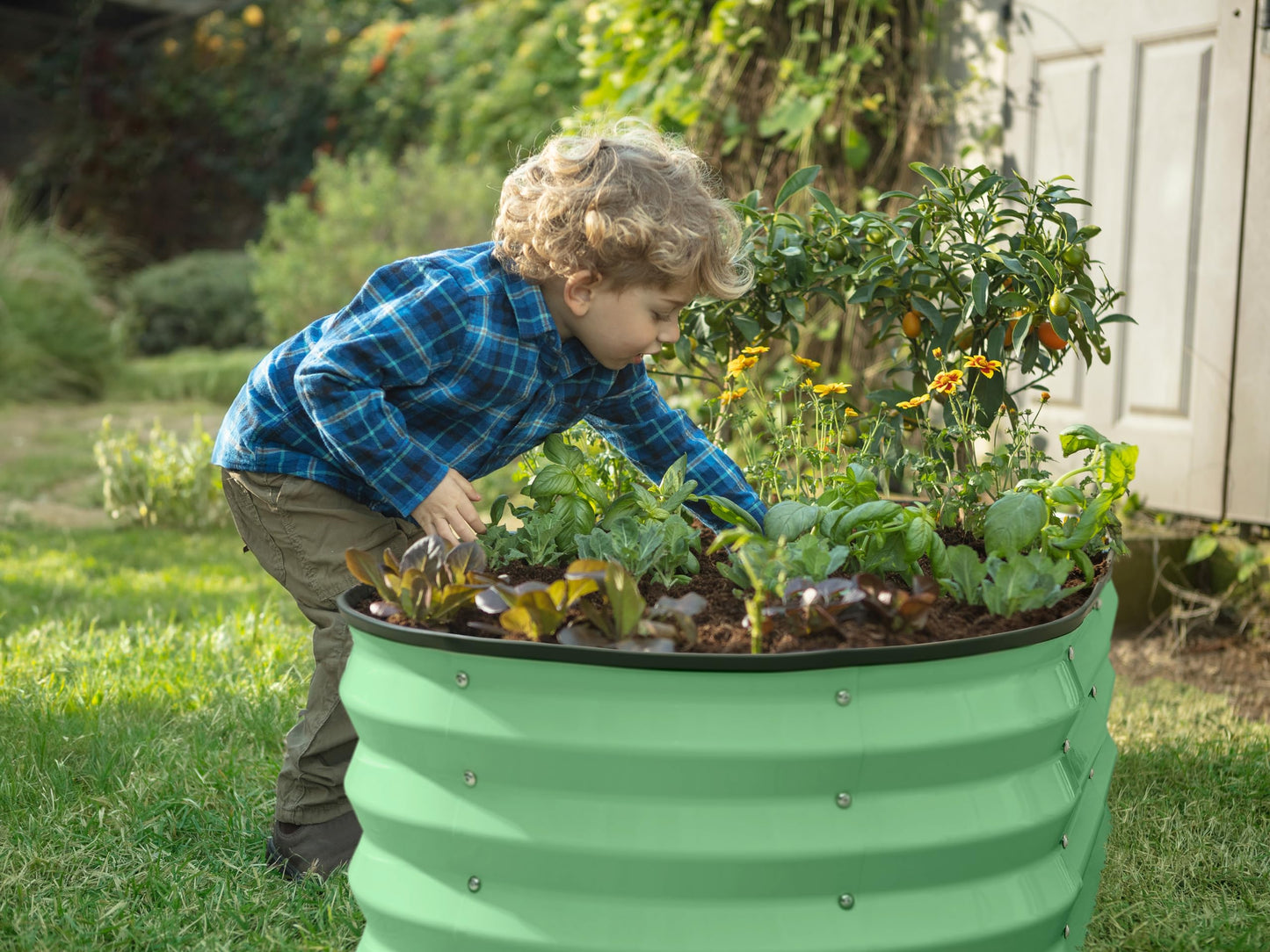 Galvanized Raised Garden Beds Outdoor // 4×2×1 ft & 8×2×2.5 ft Modular Planter Raised Beds for Gardening, Vegetables, Flowers // Large Metal Garden Box (Light Green)