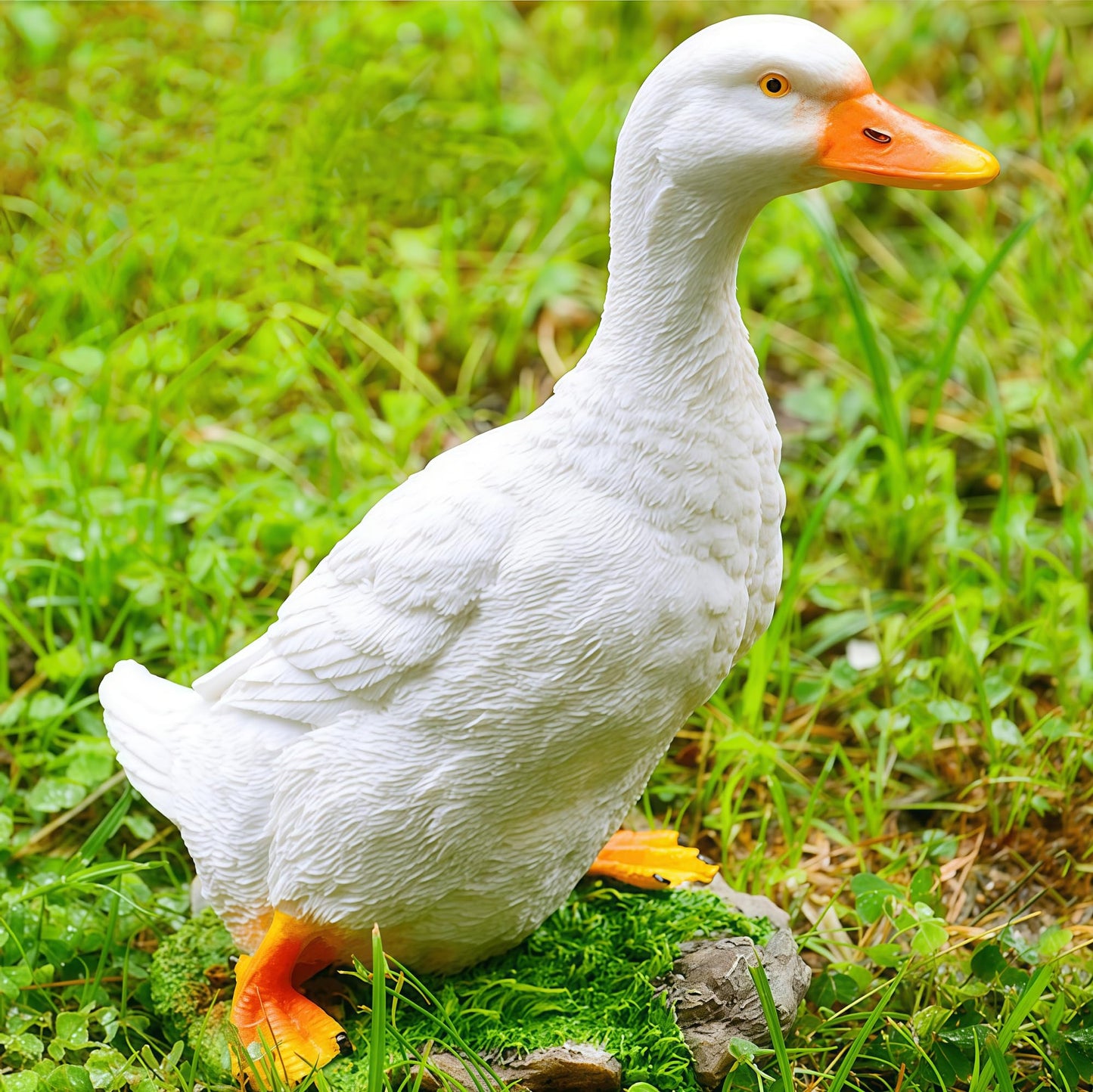 Noegrus Realistic Duck Statues, Funny Duck Fence Decoration, Resin Duck Decor, Outdoor Animal Statue, Duck Sculpture, Perfect for Home Garden Stairs, Farm, Patio, Backyard (7 in)