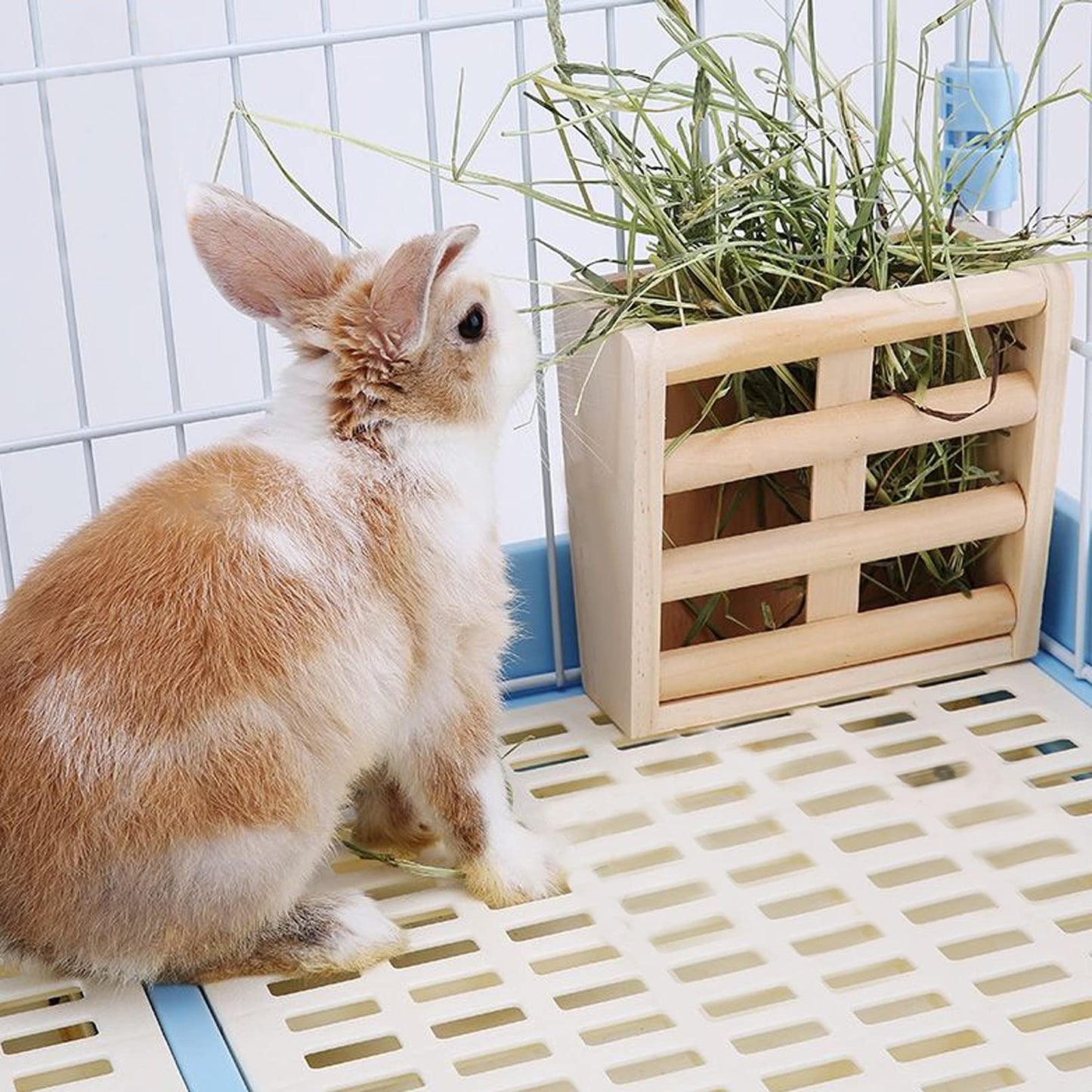 Bunny Hay Rack Guinea Pig Hay Feeder Chinchilla Hay Holder Rabbit Food Dispenser Natural Wooden Hamster Rabbit Cage Accessories