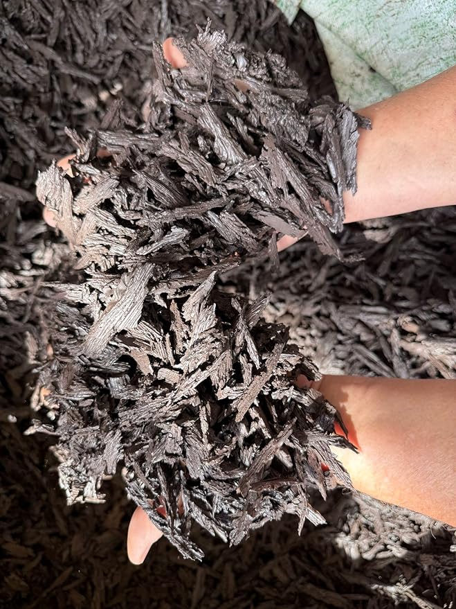 100% Wire-Free Shredded Rubber Mulch – Brown – 10 lb (0.6 cu ft) – Long-Lasting, Low Maintenance, Safe for Kids & Pets – Ideal for Landscaping & Playgrounds