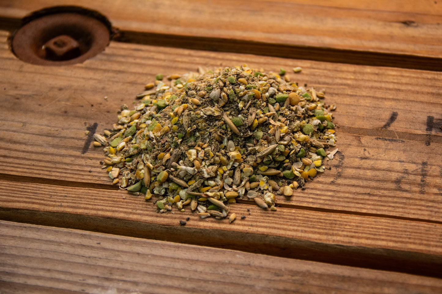 New Country Organics | Classic Layer Feed for Laying Hens | Soy-Free | 17% Protein | Certified Organic and Non-GMO | 25 lbs