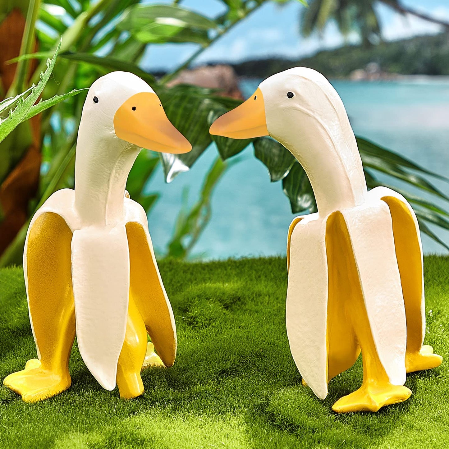 2 Pcs Banana Duck Statue 5.56" Garden Decor Banana Duck Sculpture Garden Ornament Funny Creative Resin Peeled Yellow White Banana Duck Figurine for Indoor Outdoor Yard Lawn Home Office Decorations