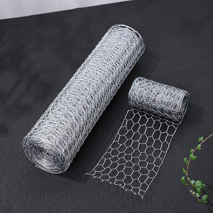 Chicken Wire for Crafts, Wire Netting Hexagonal Garden Poultry Chicken Wire Netting, Pet/Rabbit/Chicken Wire Fencing,0.8inch Hexagonal Galvanized PVC Coated Mesh Fence (Silver, 15.7"x118")