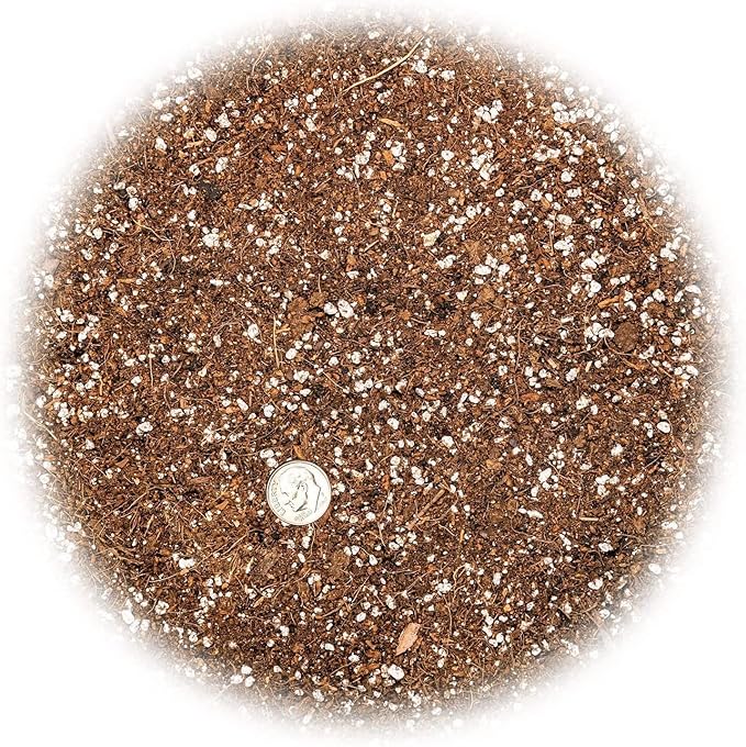 GARDENERA Premium Organic Potting Soil for Lettuce - (1 Quart Bag)