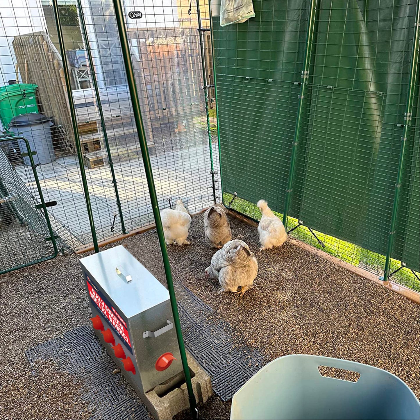Large Capacity 85lbs Automatic Metal Poultry Feeder Set, Chicken Galvanized Trough, Chicken Feeder No Waste, Rainproof Poultry Feeders, Preventing Small Animals, Suitable for Chickens, Ducks, Turkeys