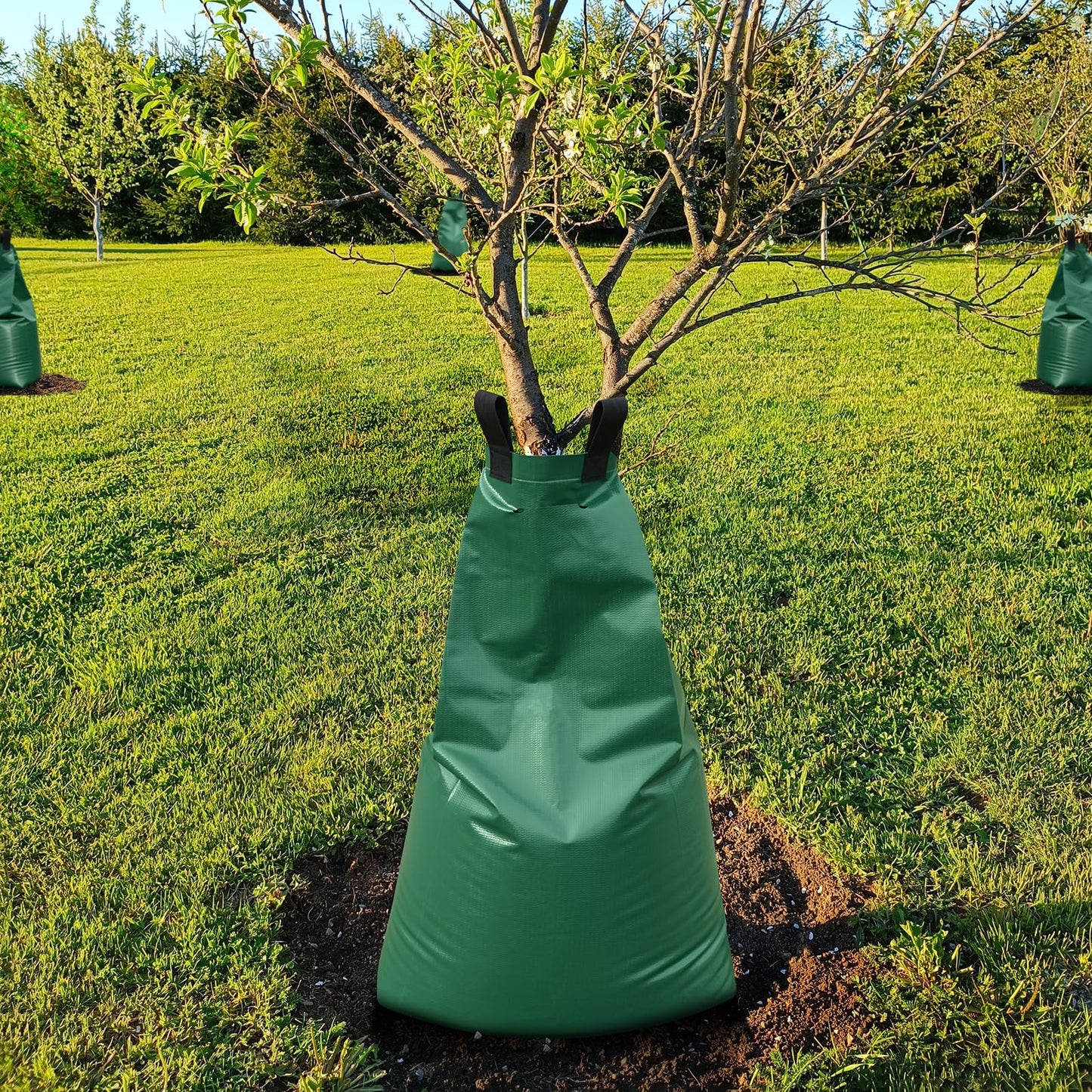 Tree Watering Bags Slow Release:20 Gallon - Reusable Water Bags for Trees - Slow Lrrigation Suitable for Newly Planted or Established Trees in Hot Weather（12 Pack）