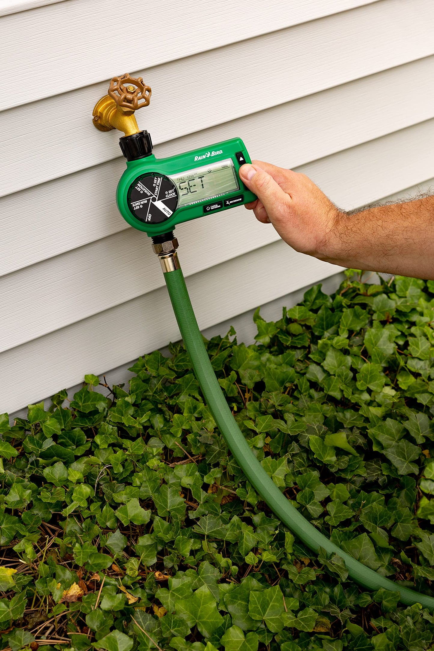 Rain Bird 32HE In-Ground Pro Rotor Pop-up Sprinkler System Kit with 4 32SA Geared Rotary Sprinklers and Electronic Digital Hose End Timer Controller