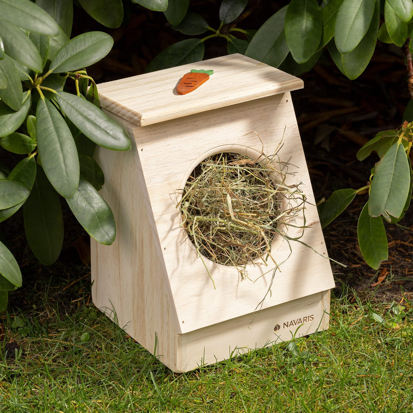 Navaris Hay Feeder for Rabbit - Wood Hay Holder for Small or Medium Rabbits, Bunny, Guinea Pig - Wooden Animal Feed Food Box with Cute Carrot Design