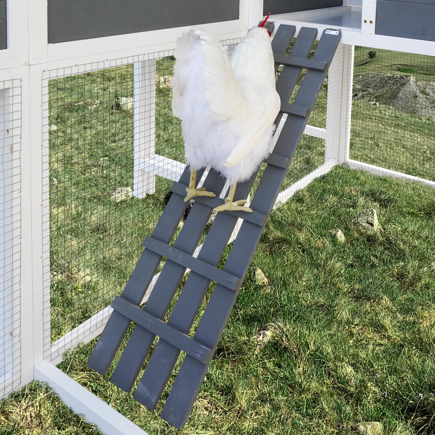 YOPTO 3-Tier Large Wooden Chicken Coop for 8-10 Chickens,Outdoor Walk-in Chicken Coop House with Run&Nesting Boxes,Hen House Poultry Pet Habitat Hutch Cage W/Pull Out Trays&Wire Fencing(95"×80"×83")